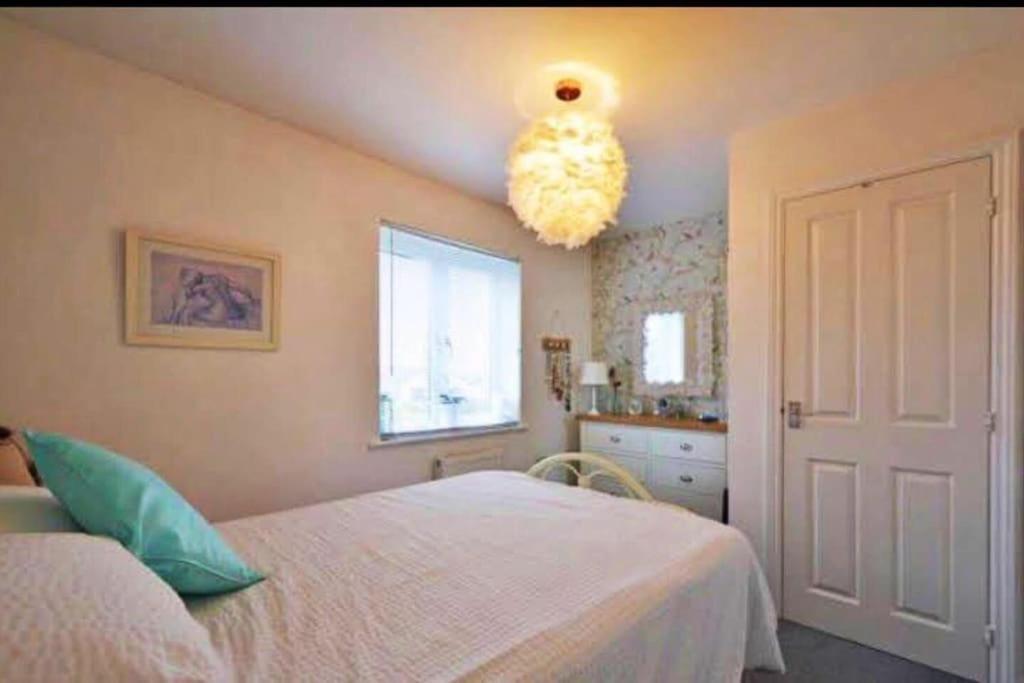 Sunny Family 4-Sleeper Near Newquays Top Beaches New Quay Eksteriør billede